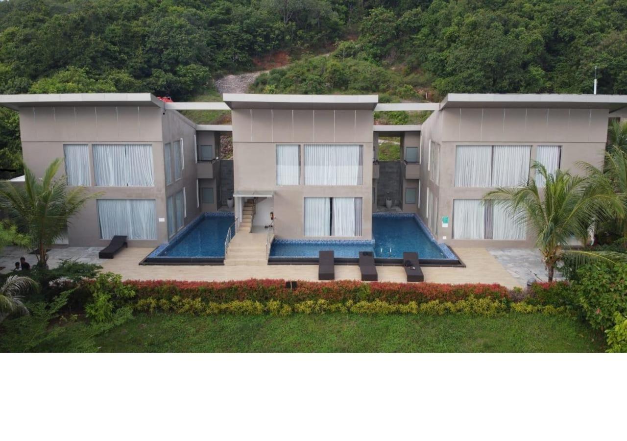 Hotel D'Season Karimun Jawa Ilhas Karimunjava Exterior foto